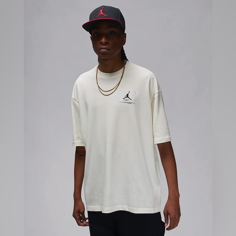 L NIKE JORDAN FLIGHT ESSENTIALS MEN'S OVERSIZED Sail T SHIRT NWT DZ0604